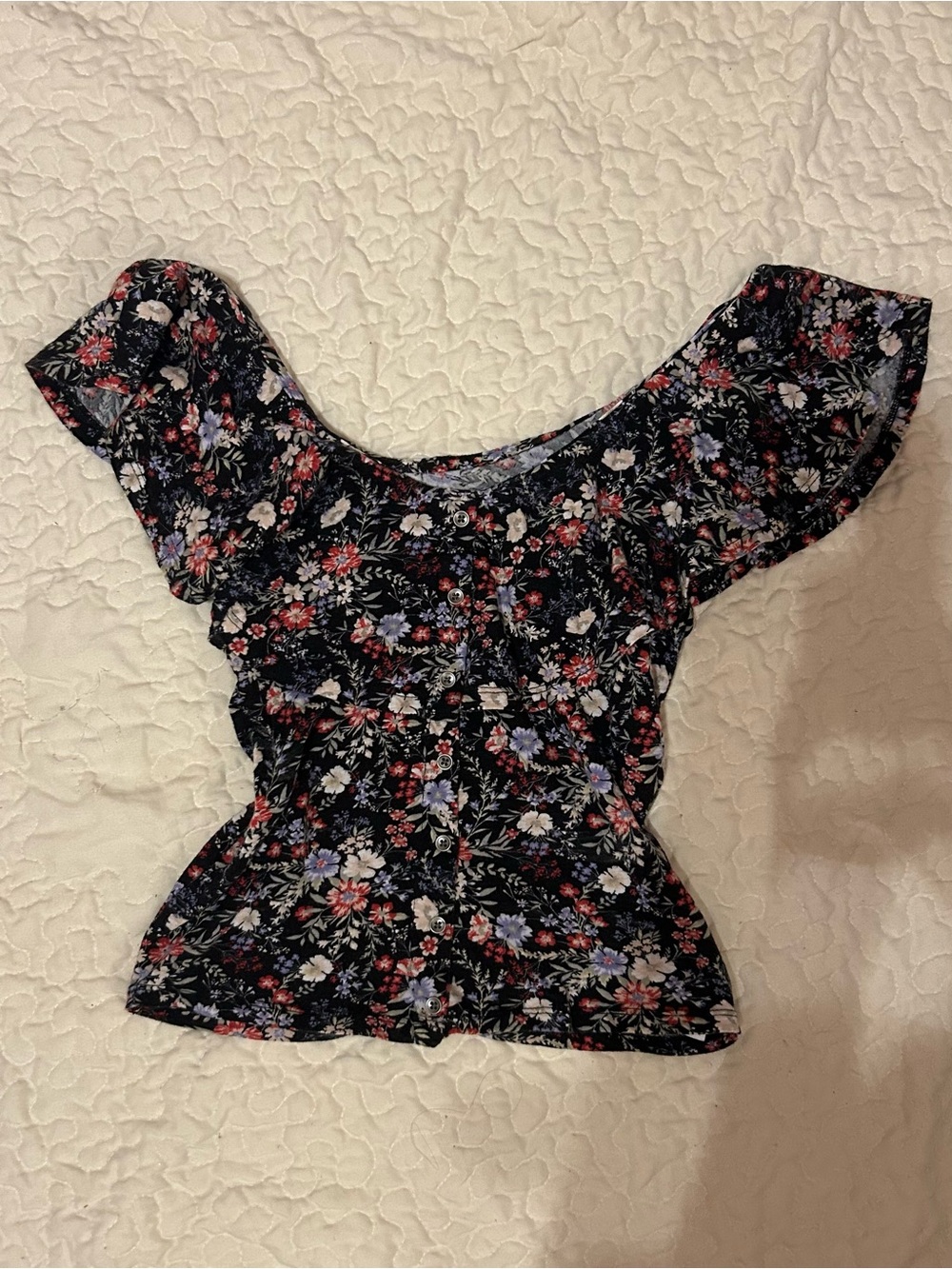 American Eagle Outfitters Black Floral Off-Shoulder Crop Top